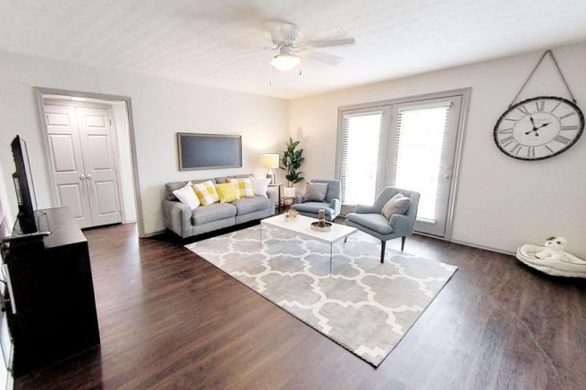 Lacey Harper - CampusWalk-living room